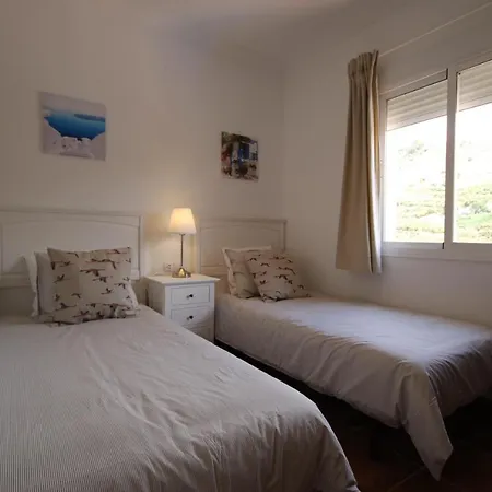 Nerja Tamango