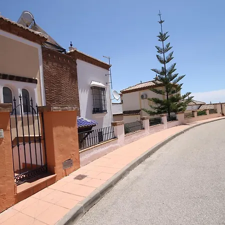Nerja Tamango *